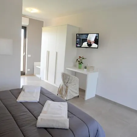 Farm stay Agriturismo San Raphael *